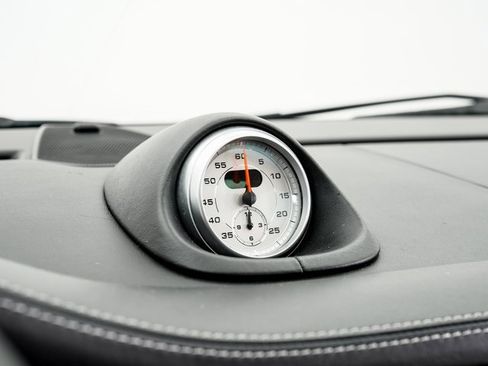 Used 2011 Porsche 911 Turbo S image 16