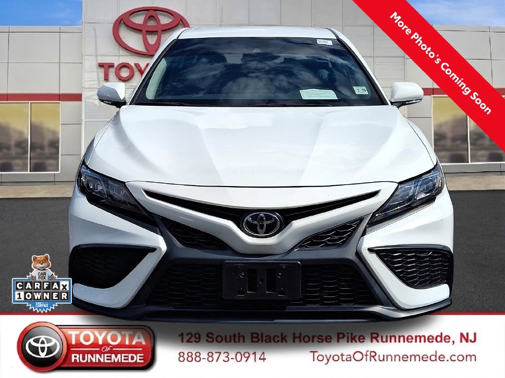 Certified 2024 Toyota Camry SE w/ Blackout Package (TMS) AWD/4WD image 3