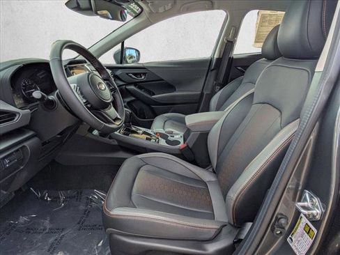 Certified 2025 Subaru Crosstrek 2.5i Limited w/ Crosstrek Mirror Package image 11