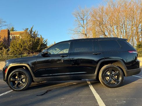 Used 2021 Jeep Grand Cherokee L Laredo image 8