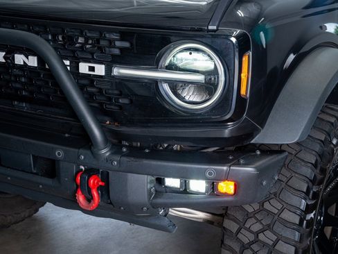 Used 2021 Ford Bronco First Edition image 12