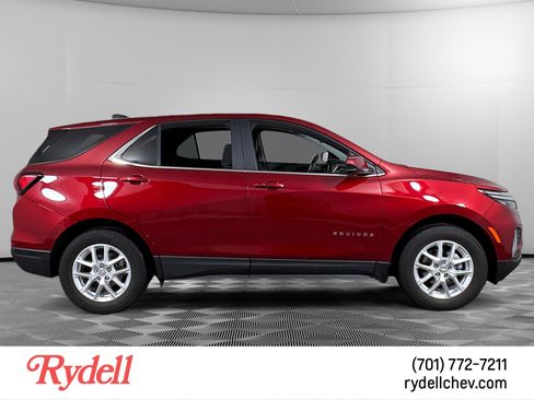 Used 2023 Chevrolet Equinox LT w/ LPO, Floor Liner Package image 6