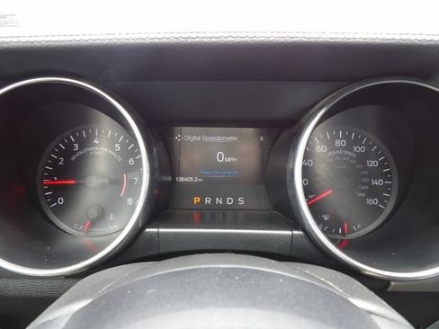Used 2020 Ford Mustang Premium RWD image 20