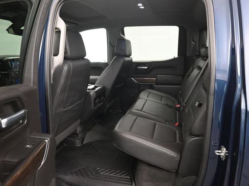 Used 2021 Chevrolet Silverado 1500 LT Trail Boss w/ Convenience Package II AWD/4WD image 10