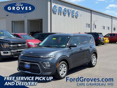 Used 2020 Kia Soul LX FWD image 1