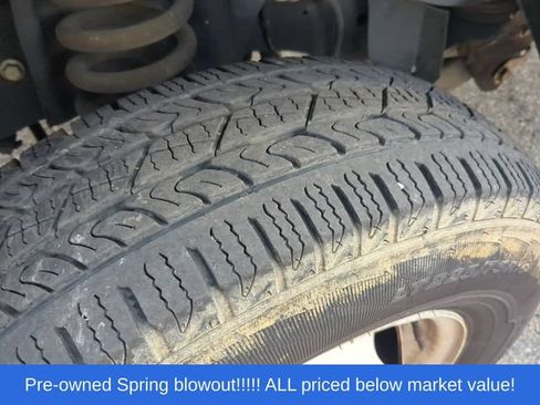 Used 2017 Ford E-350 and Econoline 350 Super Duty w/ Power Windows & Locks Group RWD image 7