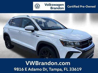 Certified 2023 Volkswagen Taos SE w/ Panoramic Sunroof Package