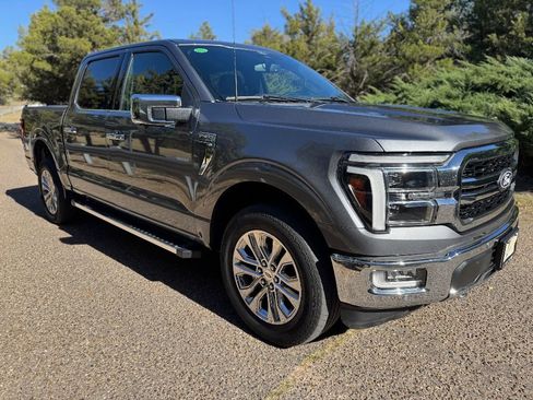 Used 2024 Ford F150 Lariat w/ FX4 Off-Road Package image 3
