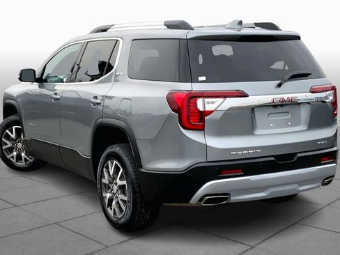 Used 2023 GMC Acadia SLE w/ Driver Convenience Package image 10