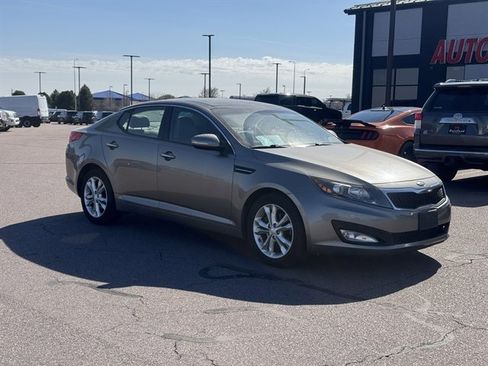 Used 2013 Kia Optima EX w/ Premium Pkg image 3