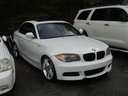 Used 2011 BMW 135i Coupe image 5