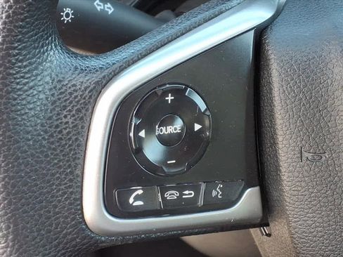 Used 2019 Honda CR-V LX image 16