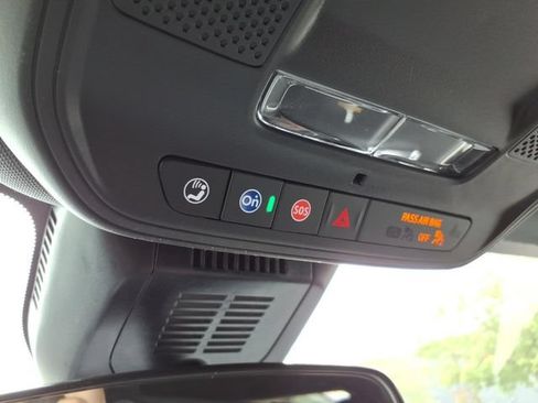 New 2027 GMC Terrain Elevation w/ Elevation Premium Package AWD/4WD image 33