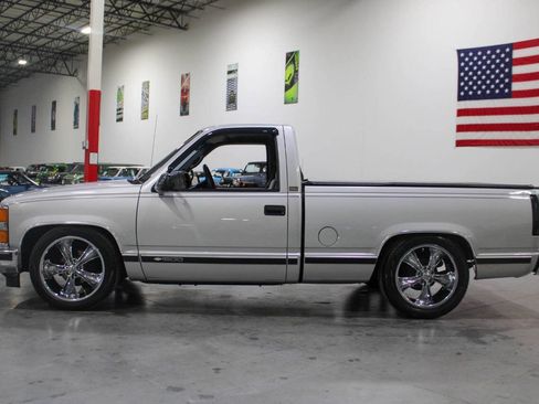 Used 1996 Chevrolet Silverado 1500 2WD Regular Cab image 3