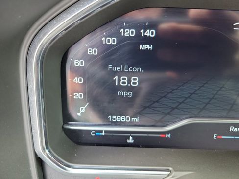 Used 2025 GMC Sierra 1500 AT4X image 26