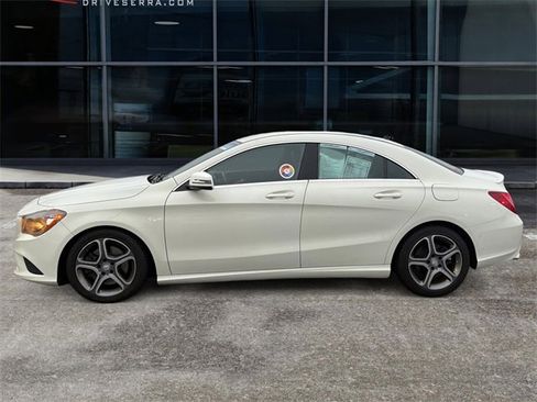 Used 2014 Mercedes-Benz CLA 250 4MATIC image 2