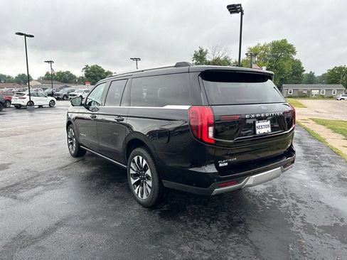Used 2025 Ford Expedition Max Platinum w/ Driver's Package AWD/4WD image 5