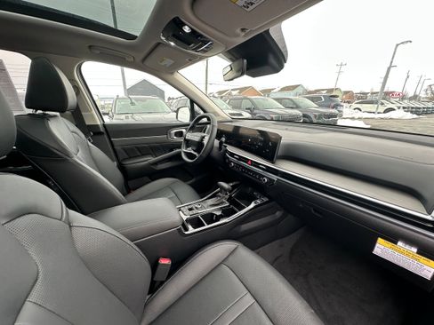 New 2026 Kia Sorento SX image 32
