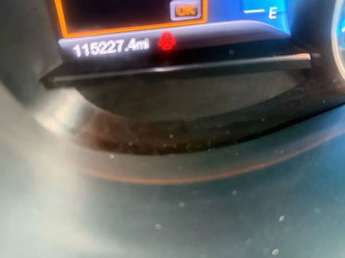 Used 2017 Ford Explorer Limited image 26