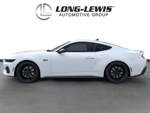 Used 2026 Ford Mustang GT Premium RWD image 4