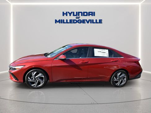 New 2026 Hyundai Elantra Limited FWD image 2
