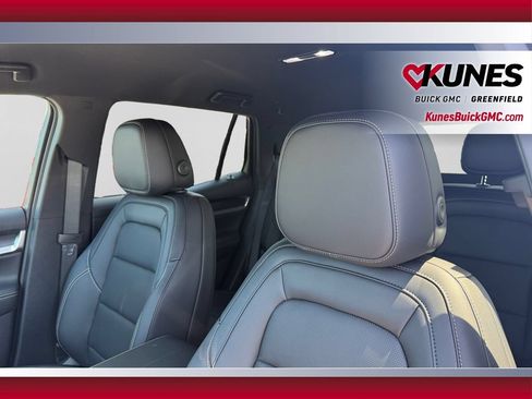 New 2027 GMC Terrain Elevation w/ Elevation Premium Package AWD/4WD image 17