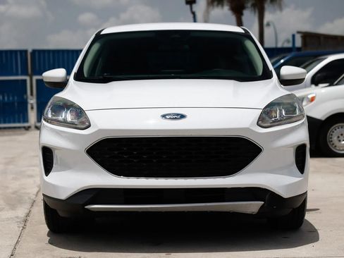 Used 2020 Ford Escape SE FWD image 10
