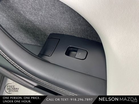 Used 2023 Tesla Model X Plaid image 41