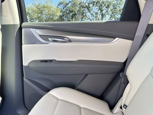 New 2026 Cadillac XT5 Premium Luxury image 15