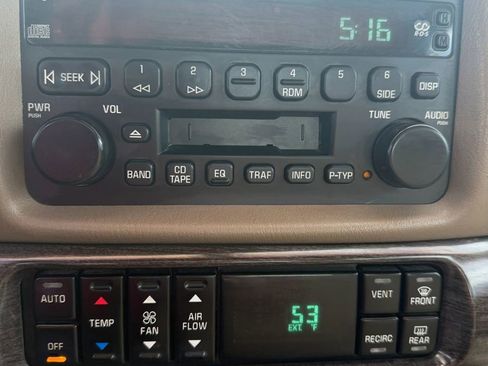 Used 2004 Buick Le Sabre Limited w/ Celebration Edition Package image 27