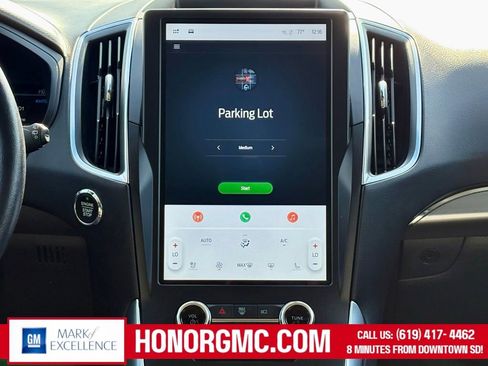 Used 2024 Ford Edge Titanium image 10
