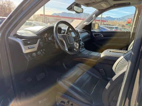 Used 2019 GMC Yukon Denali w/ Denali Ultimate Package image 34