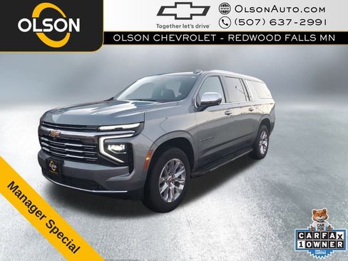 Used 2025 Chevrolet Suburban Premier image 1