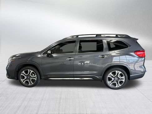 Used 2023 Subaru Ascent Touring AWD/4WD image 4
