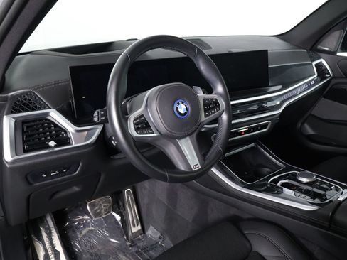 Used 2024 BMW X5 xDrive50e w/ M Sport Package AWD/4WD image 14