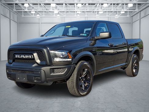 Used 2024 RAM 1500 Classic Warlock AWD/4WD image 3