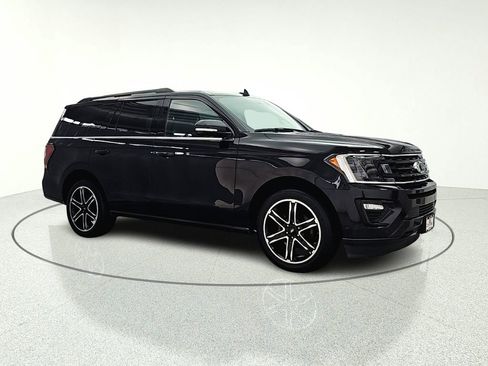 Used 2019 Ford Expedition Limited w/ Equipment Group 303A AWD/4WD image 9
