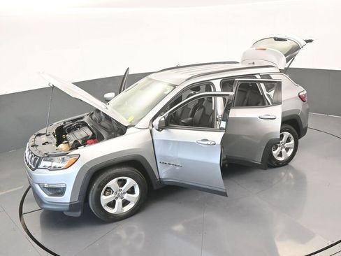 Used 2020 Jeep Compass Latitude image 65