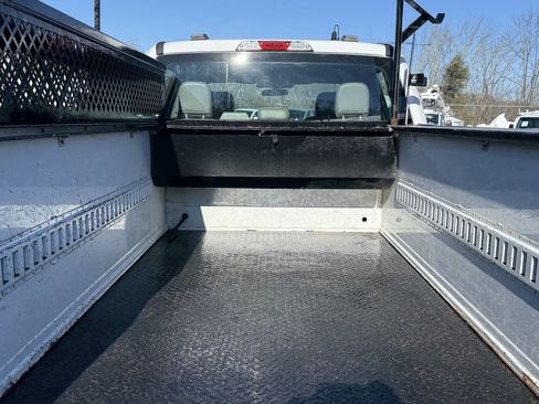 Used 2021 Ford F250 XL w/ Power Equipment Group image 15