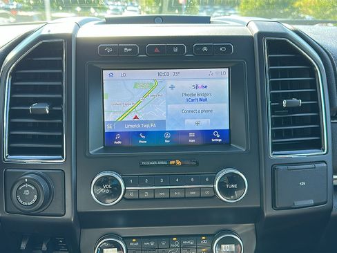 Used 2020 Ford Expedition Limited w/ Special Edition Package AWD/4WD image 19