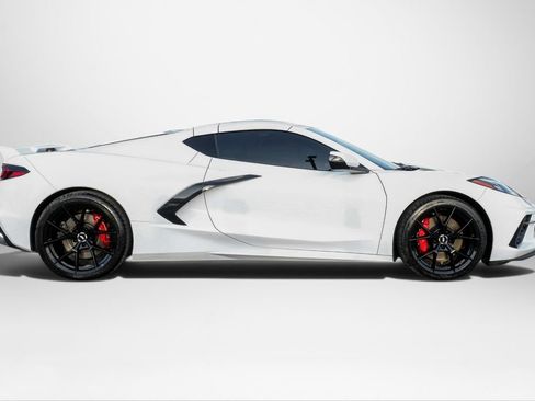 Used 2020 Chevrolet Corvette Stingray Preferred Cpe w/ 2LT Preferred Equipment Group RWD image 5