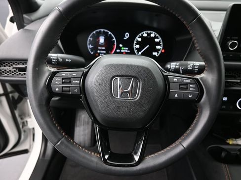 Used 2024 Honda HR-V Sport image 11