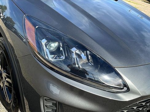 Certified 2022 Ford Escape S image 29