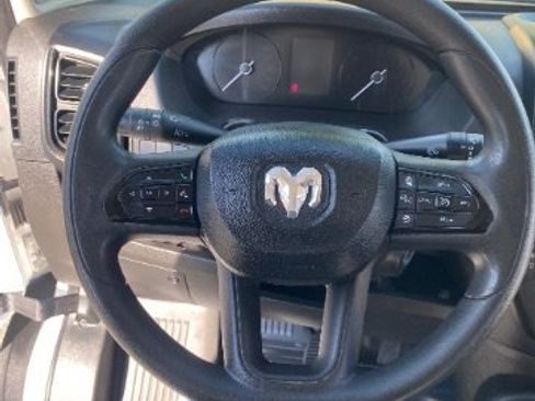 Used 2025 RAM ProMaster 2500 w/ Convenience Group FWD image 19