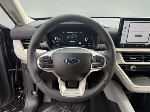 New 2026 Ford Explorer Active w/ Active Comfort Package AWD/4WD image 14