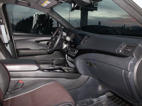 Used 2024 Honda Passport Black Edition image 33