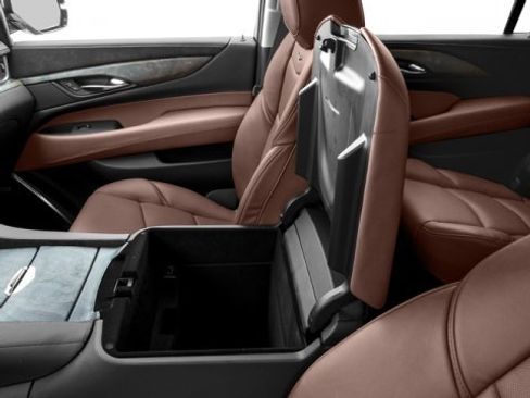 Used 2016 Cadillac Escalade ESV Premium image 17