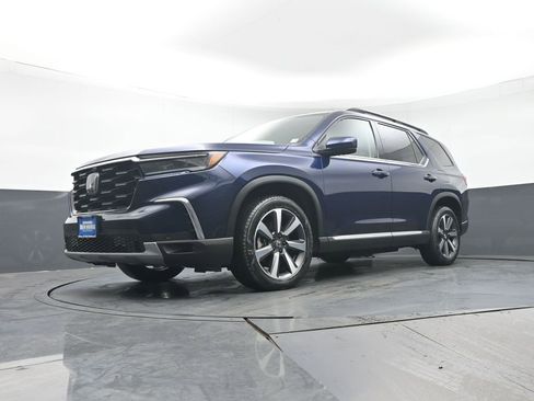 Certified 2023 Honda Pilot Elite image 35