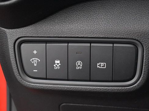 Used 2023 Kia Soul S FWD image 17