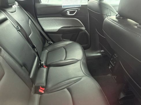 Used 2023 Jeep Compass Latitude AWD/4WD image 25